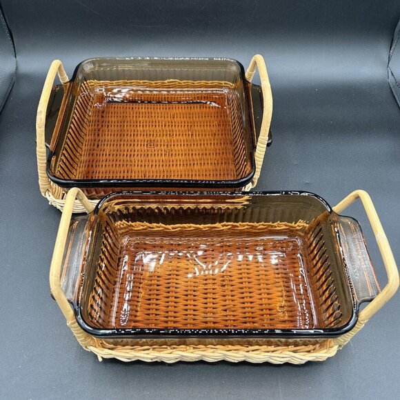 ANCHOR HOCKING Entrées Amber Cuisine Sets Loaf Pan, Cake Dish & Rattan Basket - Picture 4 of 7
